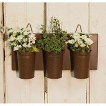 Load image into Gallery viewer, Rust &amp; Black Finish Wall Flower Holder
