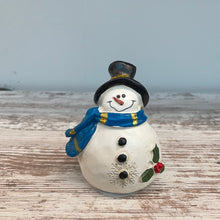 Load image into Gallery viewer, Resin Snowman
