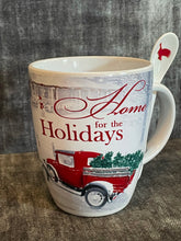 Load image into Gallery viewer, Holiday Mug with Spoon
